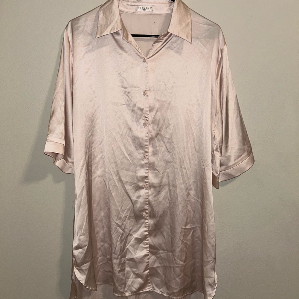 Elegant Women's Cream Button Down Shirt